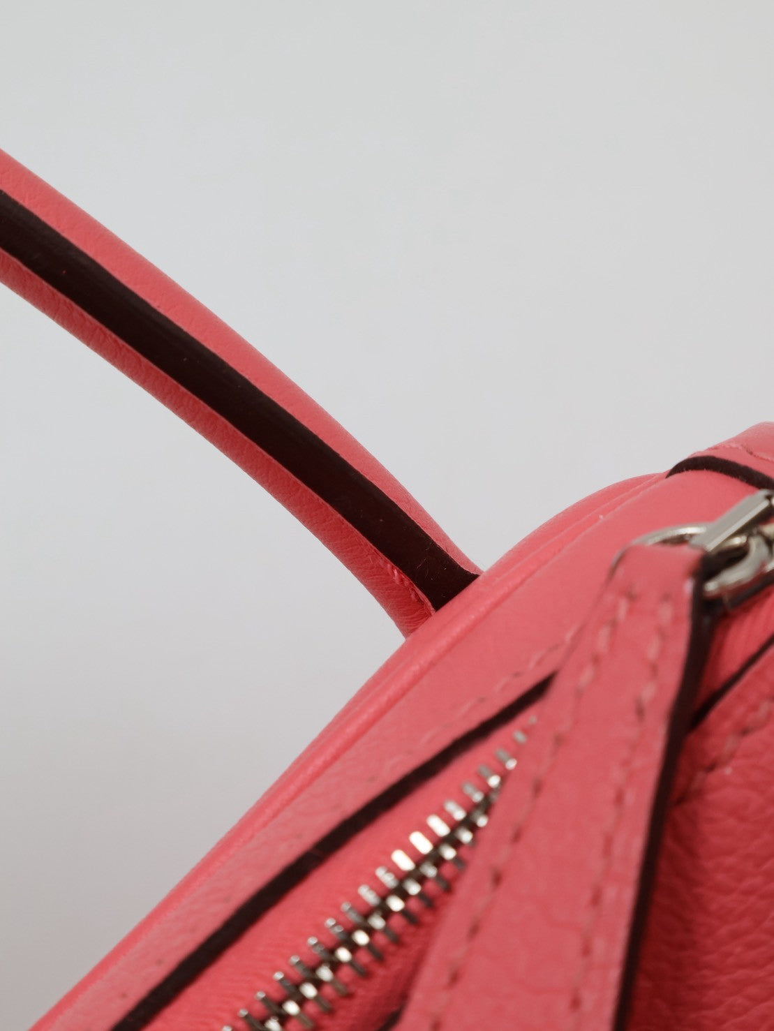 HERMES Lindy 26 - Rose Azalee 8W 唇膏粉銀 A