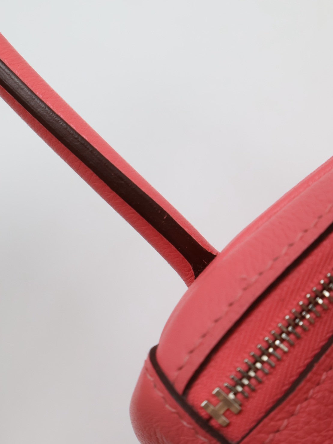 HERMES Lindy 26 - Rose Azalee 8W 唇膏粉銀 A