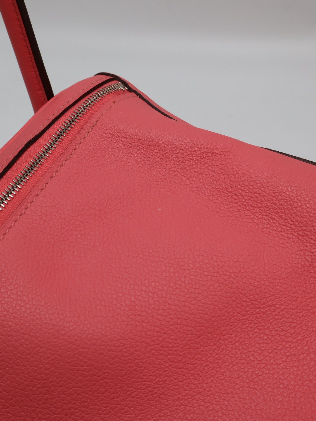 HERMES Lindy 26 - Rose Azalee 8W 唇膏粉銀 A
