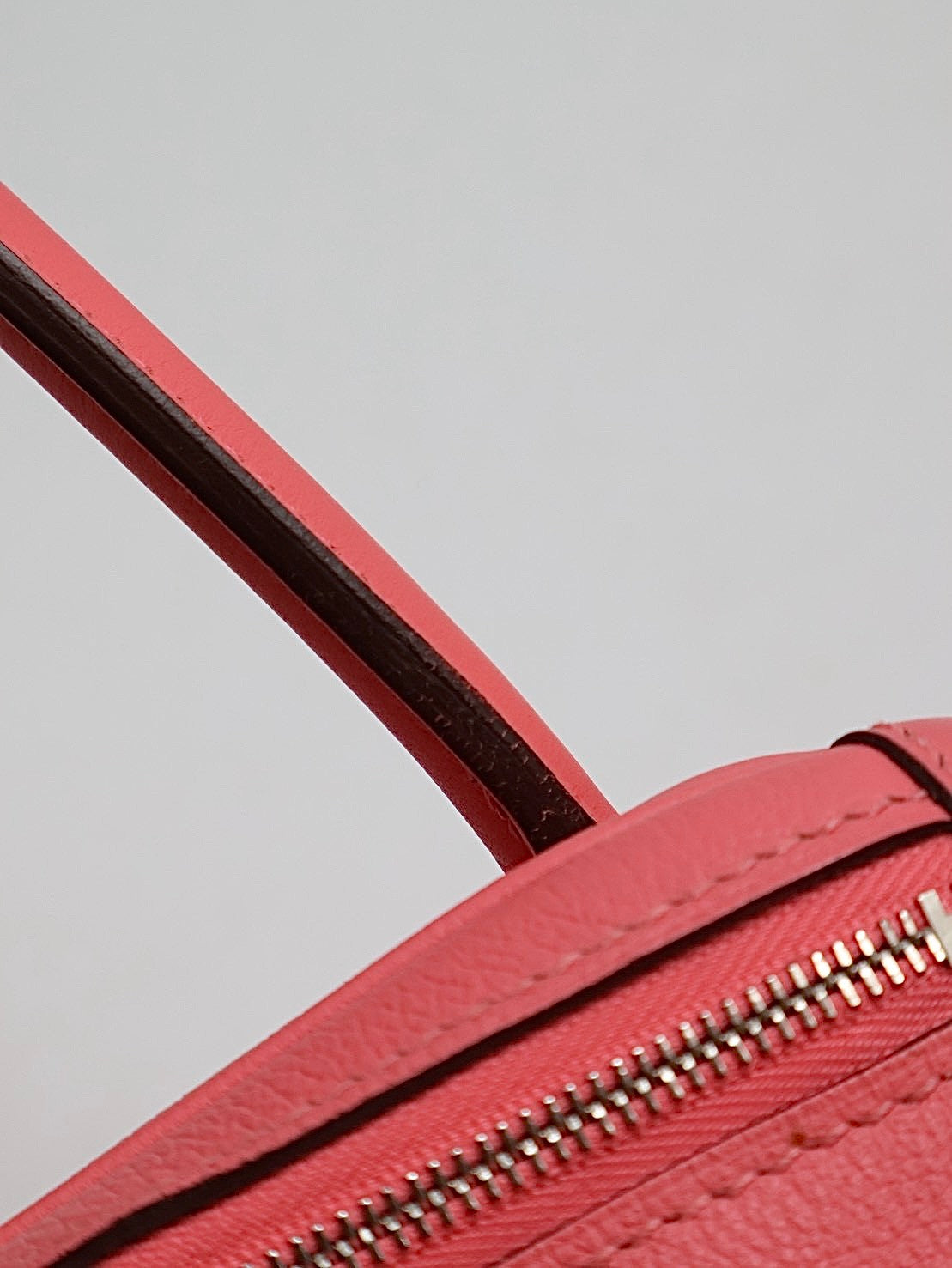 HERMES Lindy 26 - Rose Azalee 8W 唇膏粉銀 A