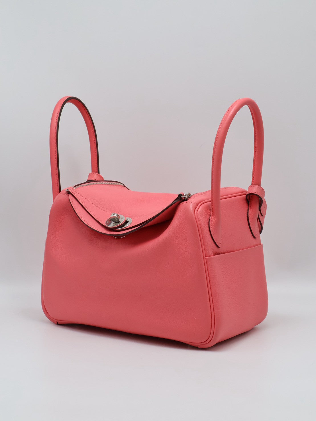 HERMES Lindy 26 - Rose Azalee 8W 唇膏粉銀 A