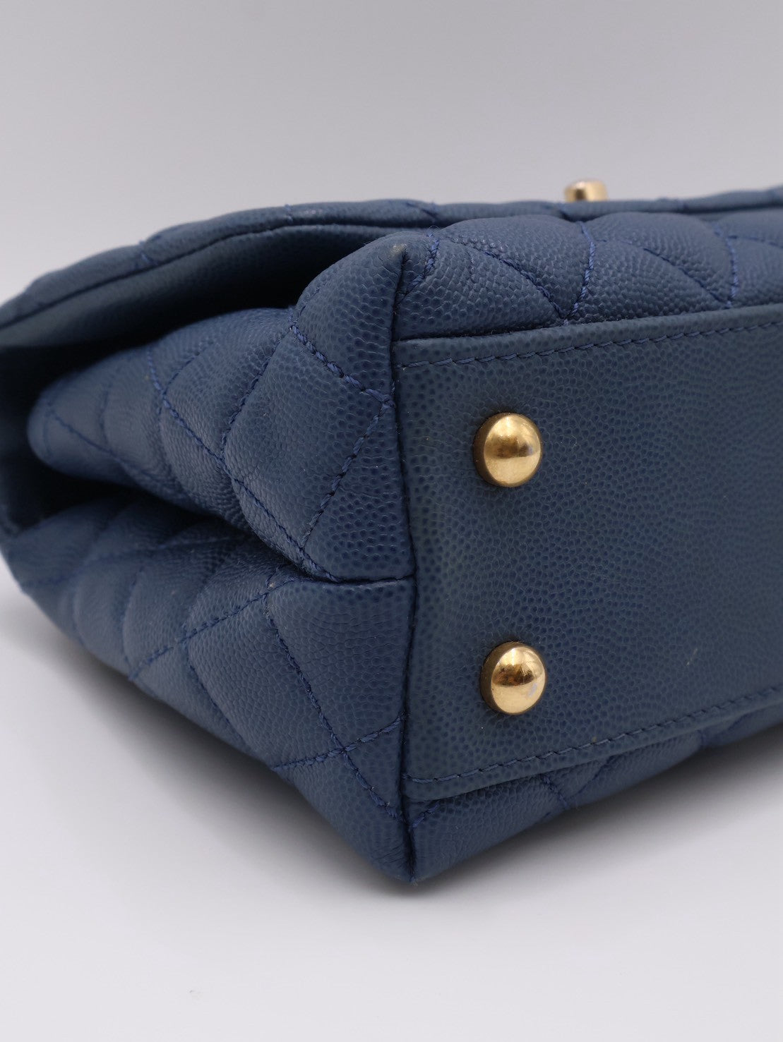 CHANEL Coco Handle - 小號藍金24開