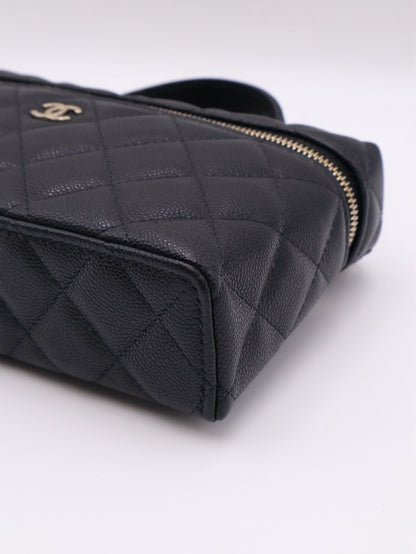 CHANEL LP粒面牛皮手提飯盒包 - 黑金