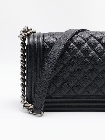CHANEL Boy25 粒面牛皮口蓋包 - 黑銀27開