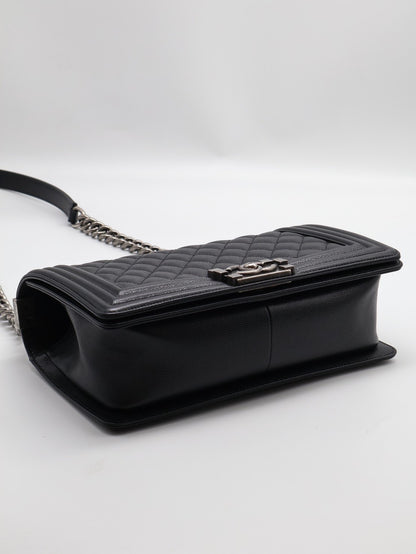 CHANEL Boy25 粒面牛皮口蓋包 - 黑銀27開