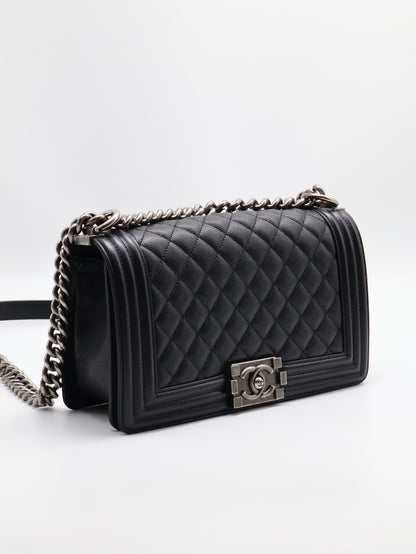 CHANEL Boy25 粒面牛皮口蓋包 - 黑銀27開