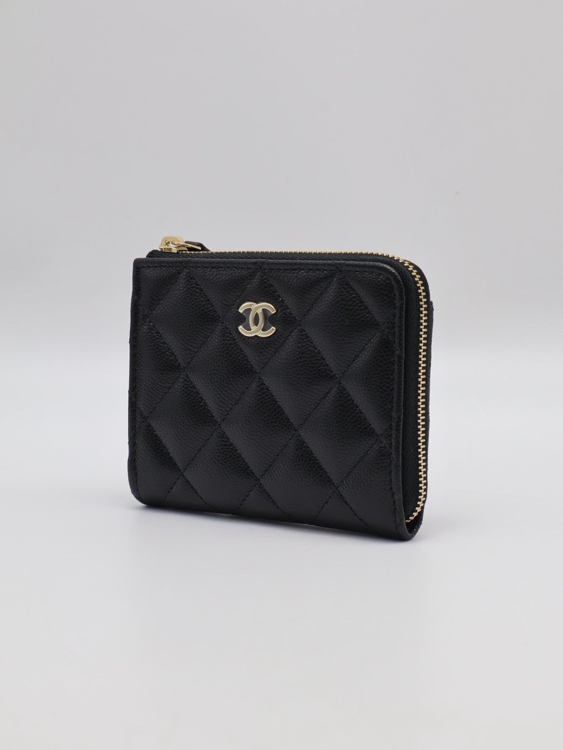 CHANEL L型拉鍊錢包 - 黑銀