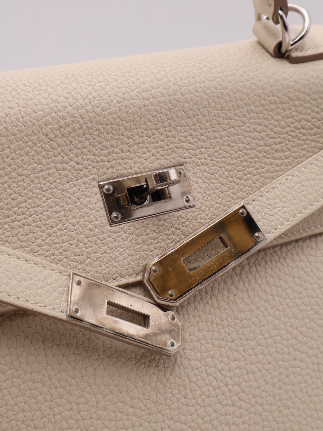 HERMES Kelly 28 - Craie 10 奶昔白銀 Z