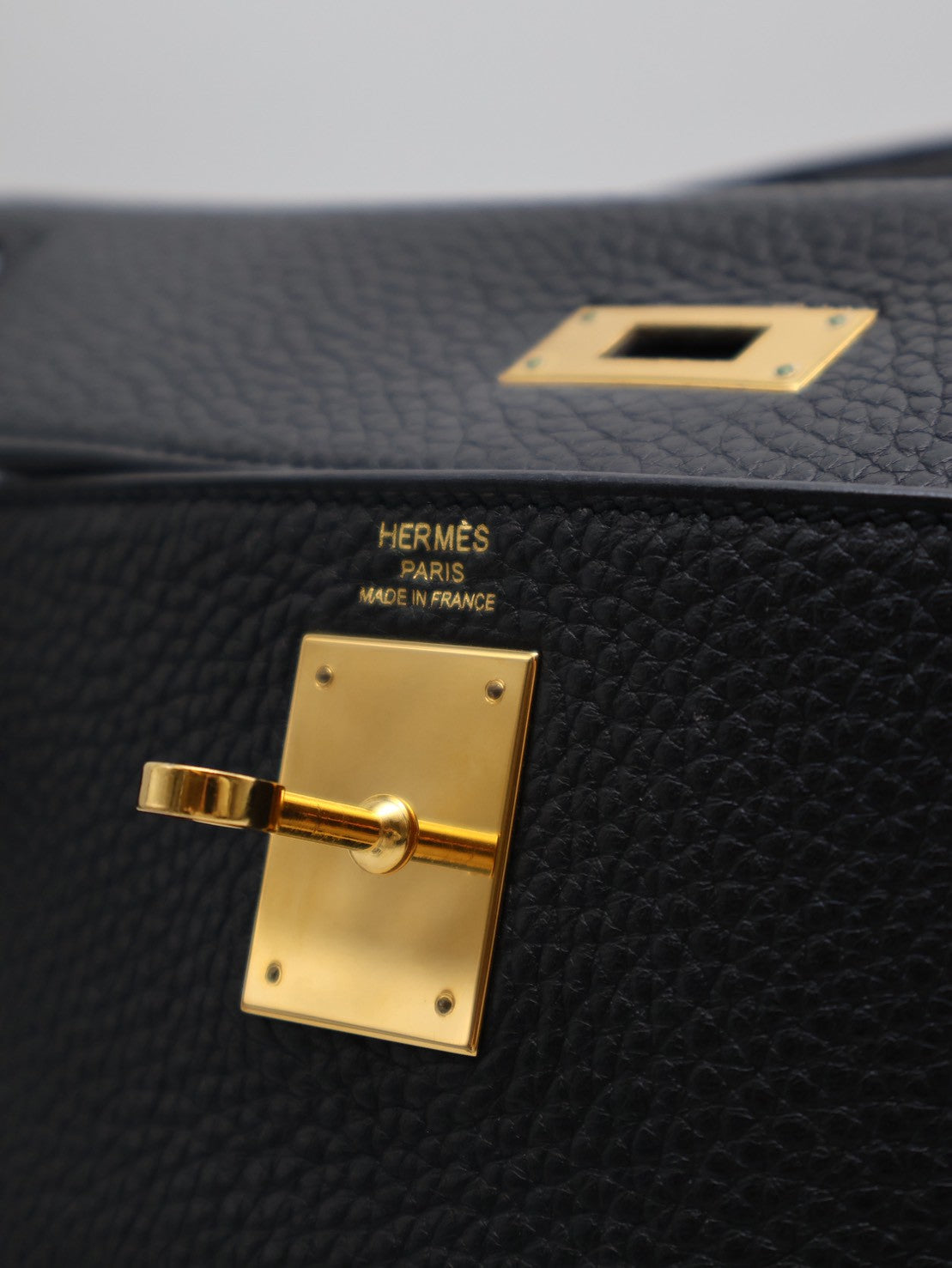 HERMES Kelly 28 - 黑金 T