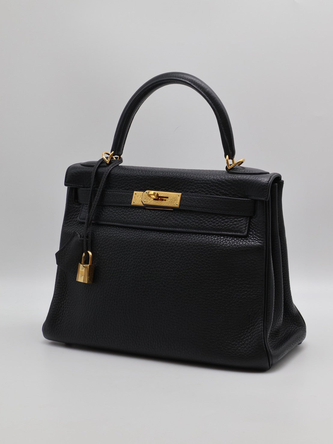 HERMES Kelly 28 - 黑金 T