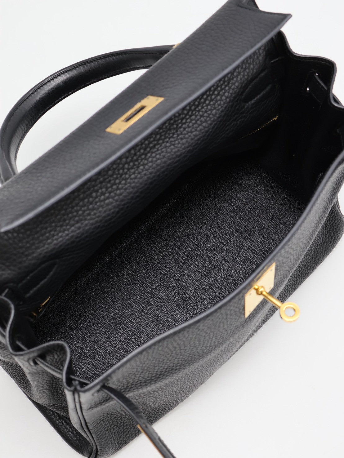 HERMES Kelly 28 - 黑金 T