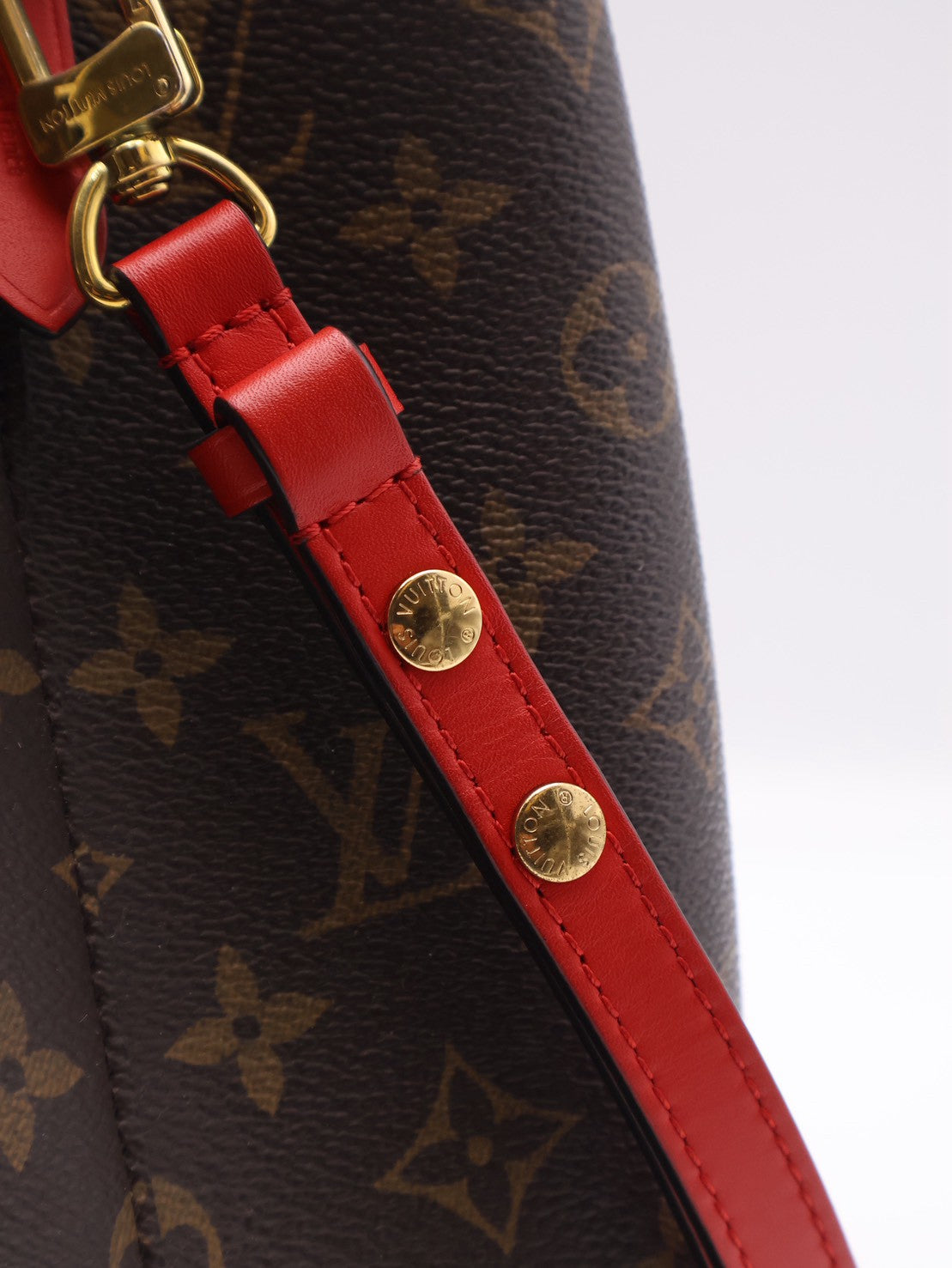 LOUIS VUITTON Neonoe水桶包 - MM紅