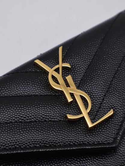 YSL 經典V紋粒面牛皮信封卡包 - 黑金