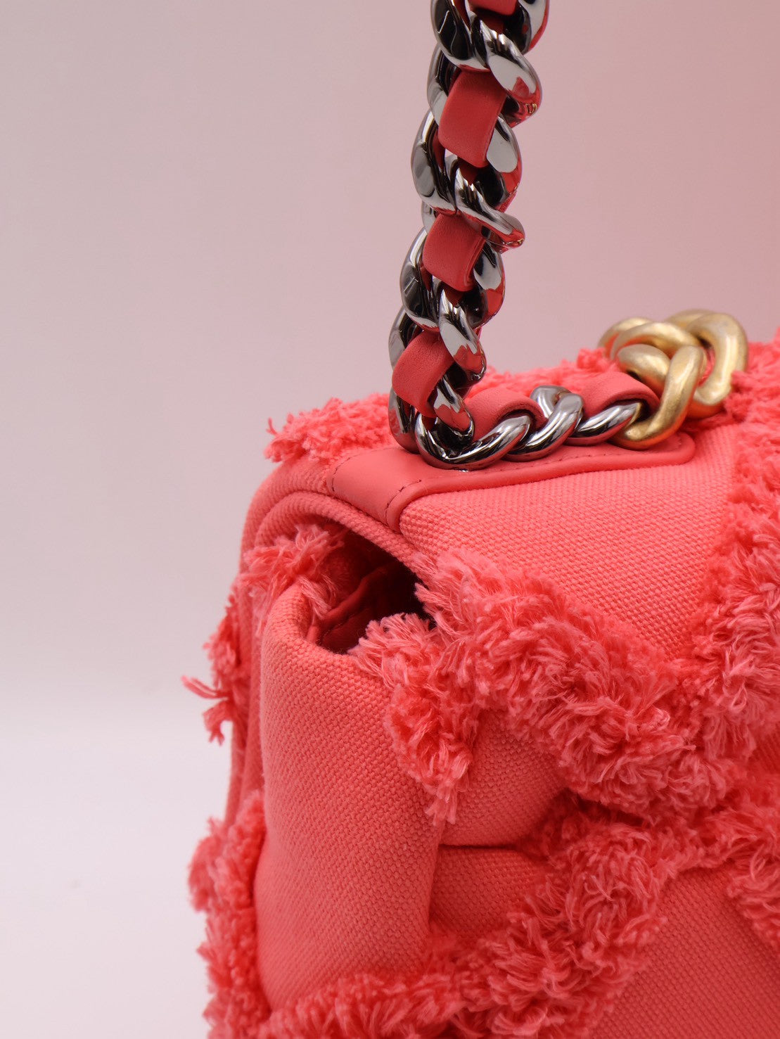 CHANEL 19 Bag 菱格紋手提肩背包 30 - 絨毛珊瑚粉金30開