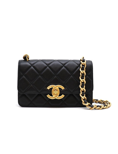 CHANEL 24A大雙C粒面牛皮口蓋包 - 黑金