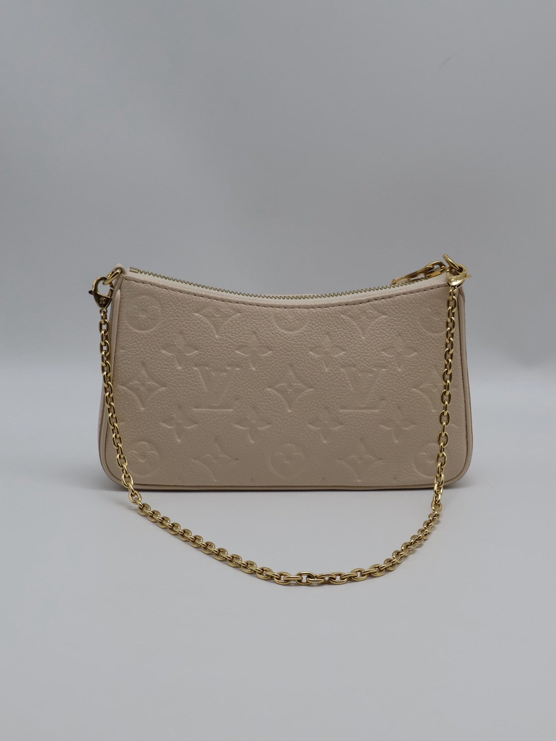LOUIS VUITTON Easy Pouch On Strap - 米白