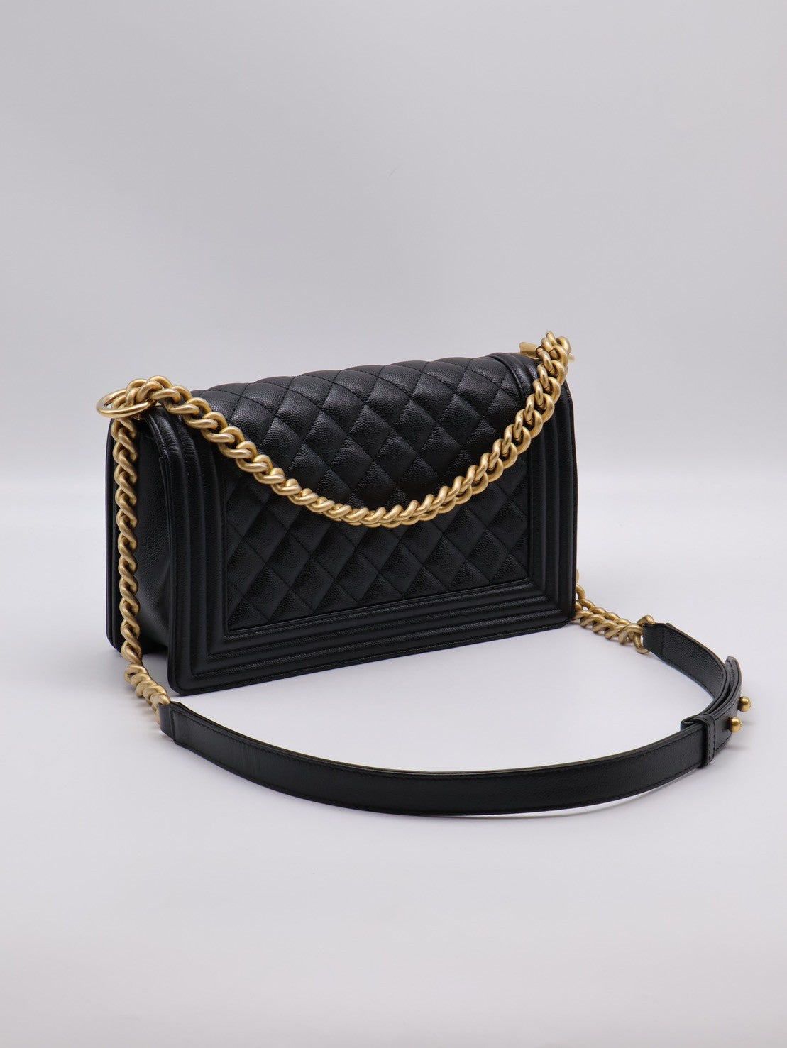 CHANEL Boy25 粒面牛皮口蓋包 - 黑金