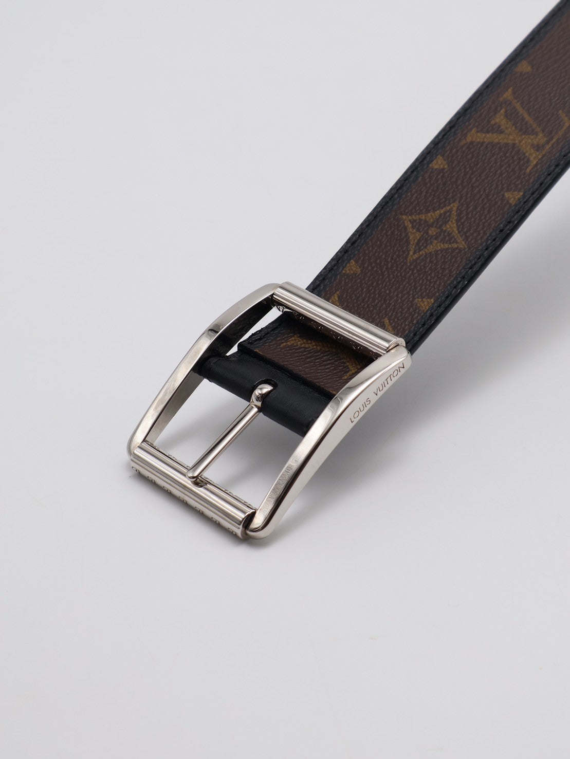 LOUIS VUITTON 經典老花黑邊腰帶 85