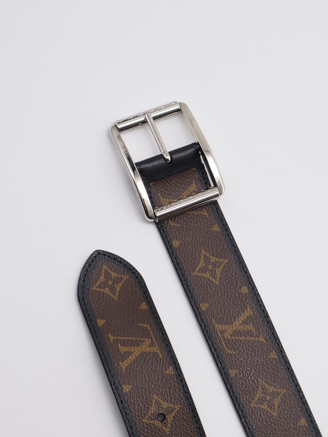 LOUIS VUITTON 經典老花黑邊腰帶 85