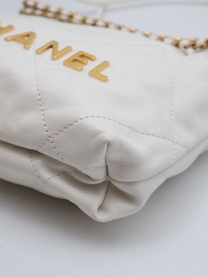 CHANEL 22 Mini Bag - 白金