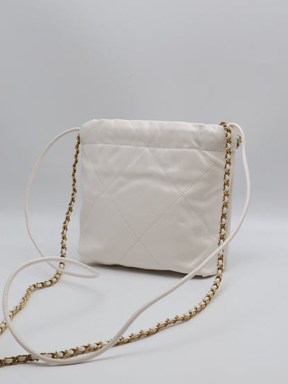 CHANEL 22 Mini Bag - 白金