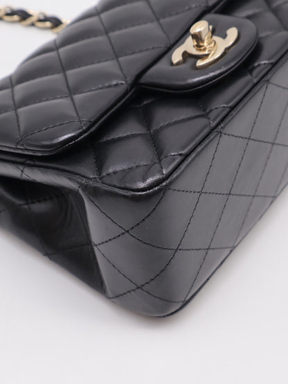CHANEL 經典口蓋包方胖子 17 - 黑金23開