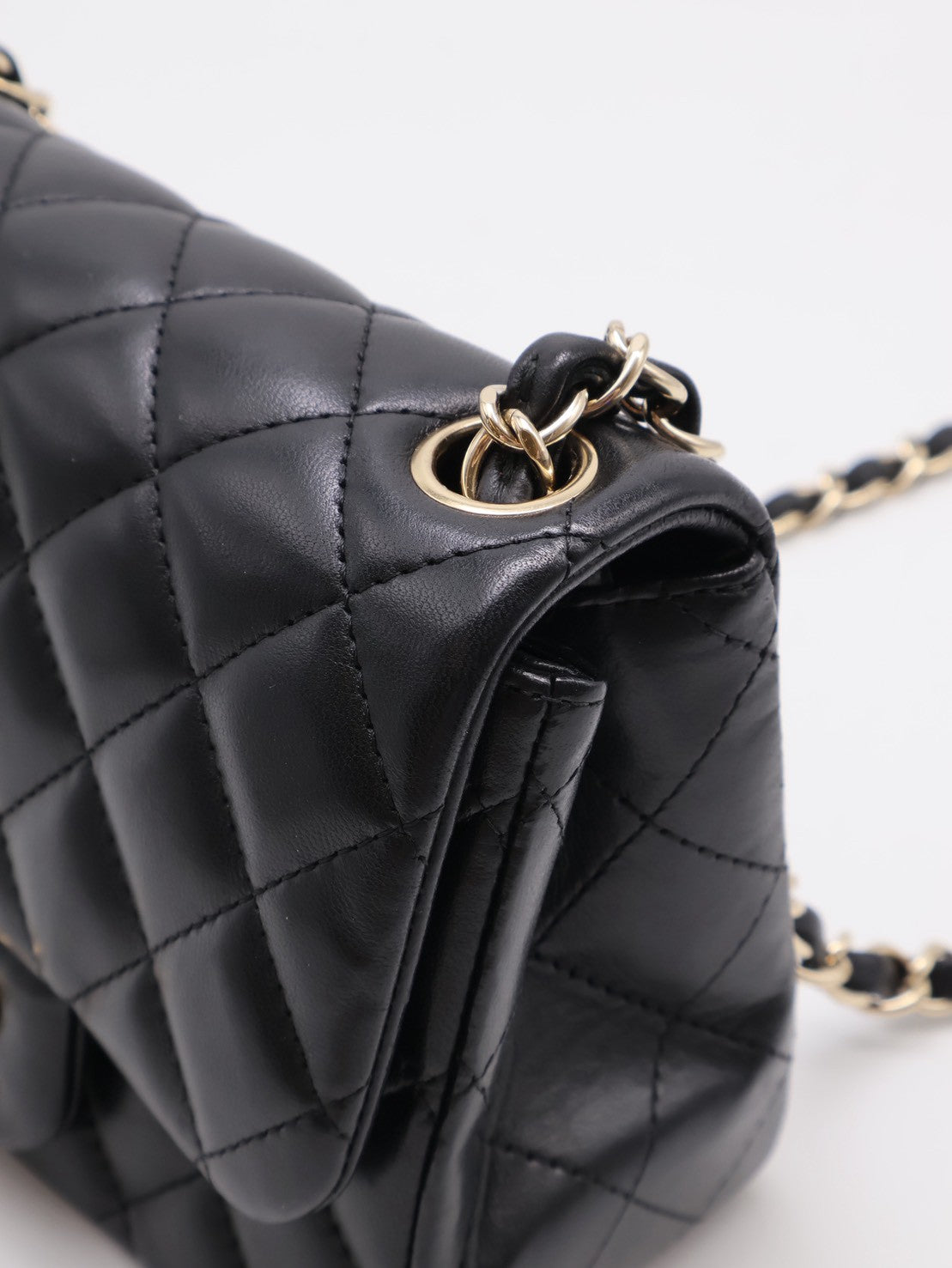 CHANEL 經典口蓋包方胖子 17 - 黑金23開