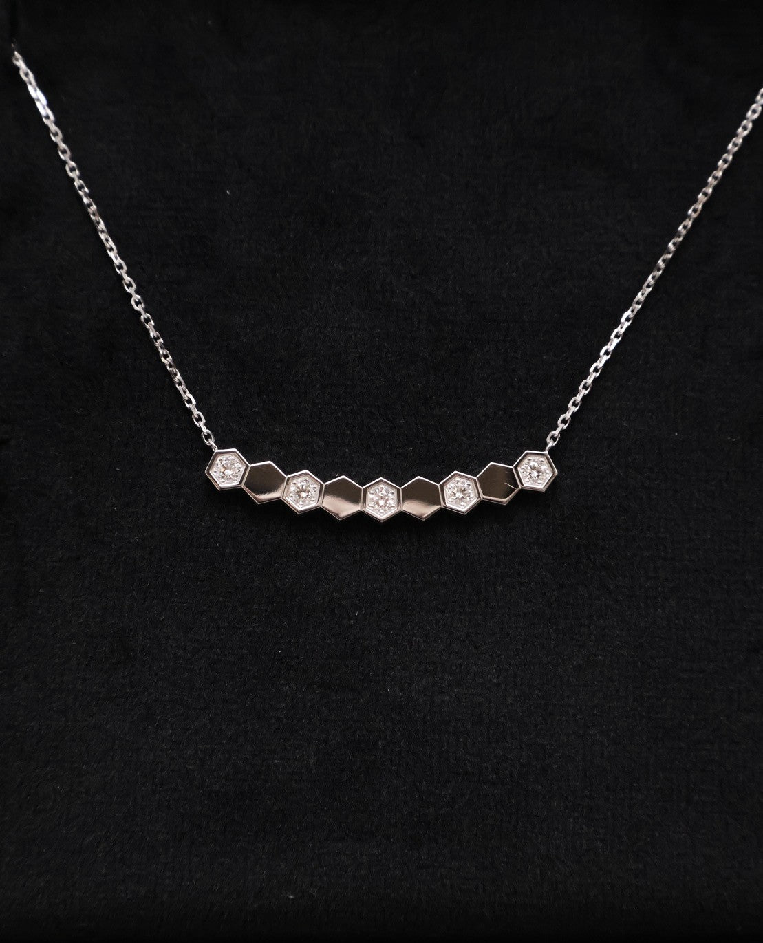 CHAUMET Bee de Chaumet 18K白金鑽石項鍊