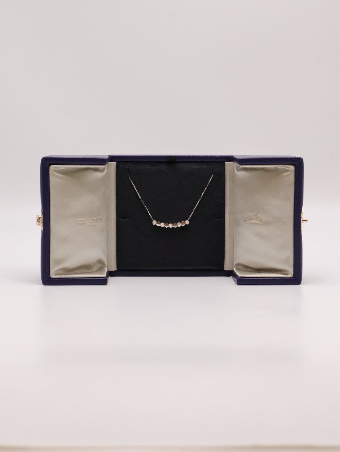 CHAUMET Bee de Chaumet 18K白金鑽石項鍊