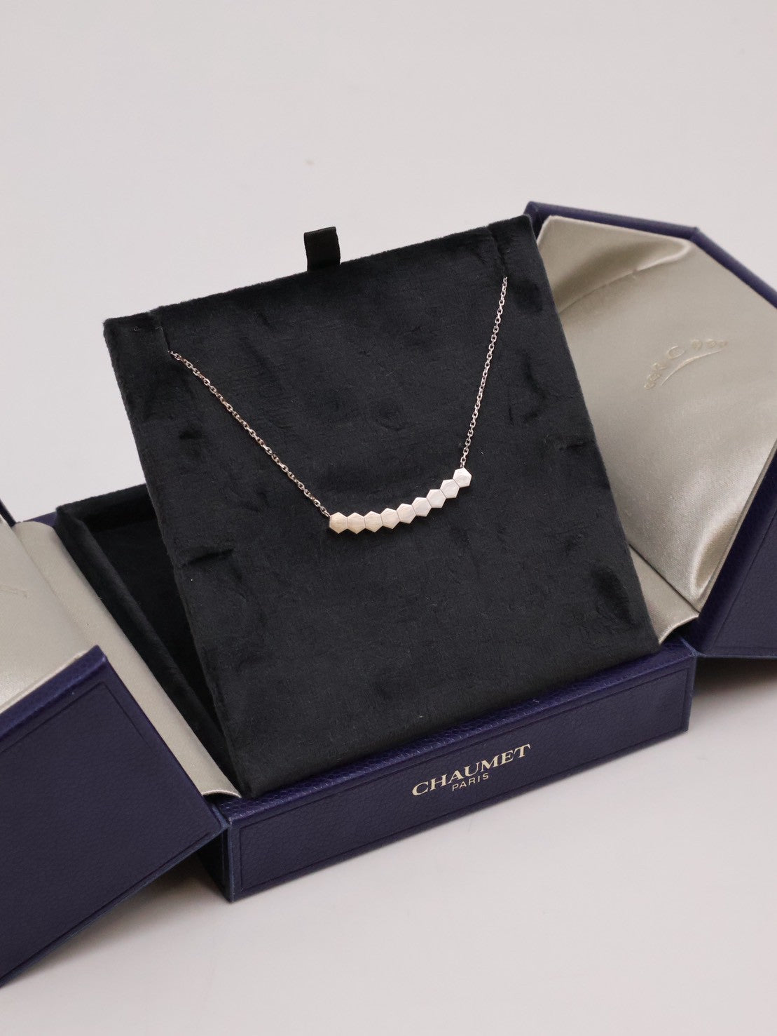 CHAUMET Bee de Chaumet 18K白金鑽石項鍊