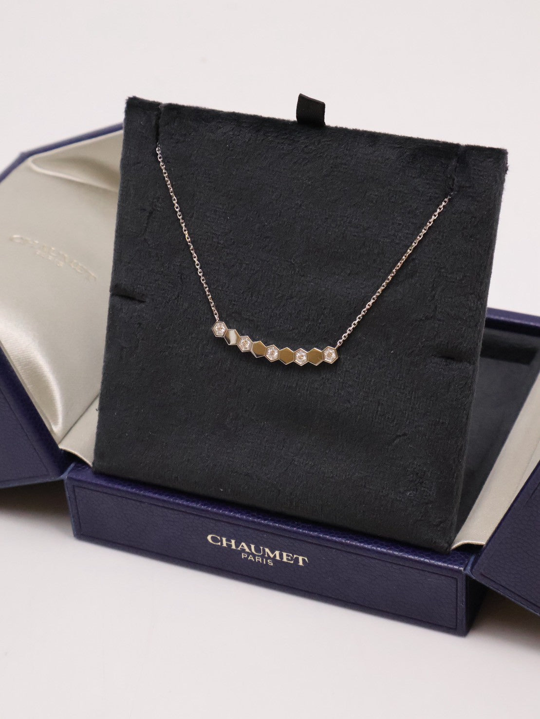 CHAUMET Bee de Chaumet 18K白金鑽石項鍊