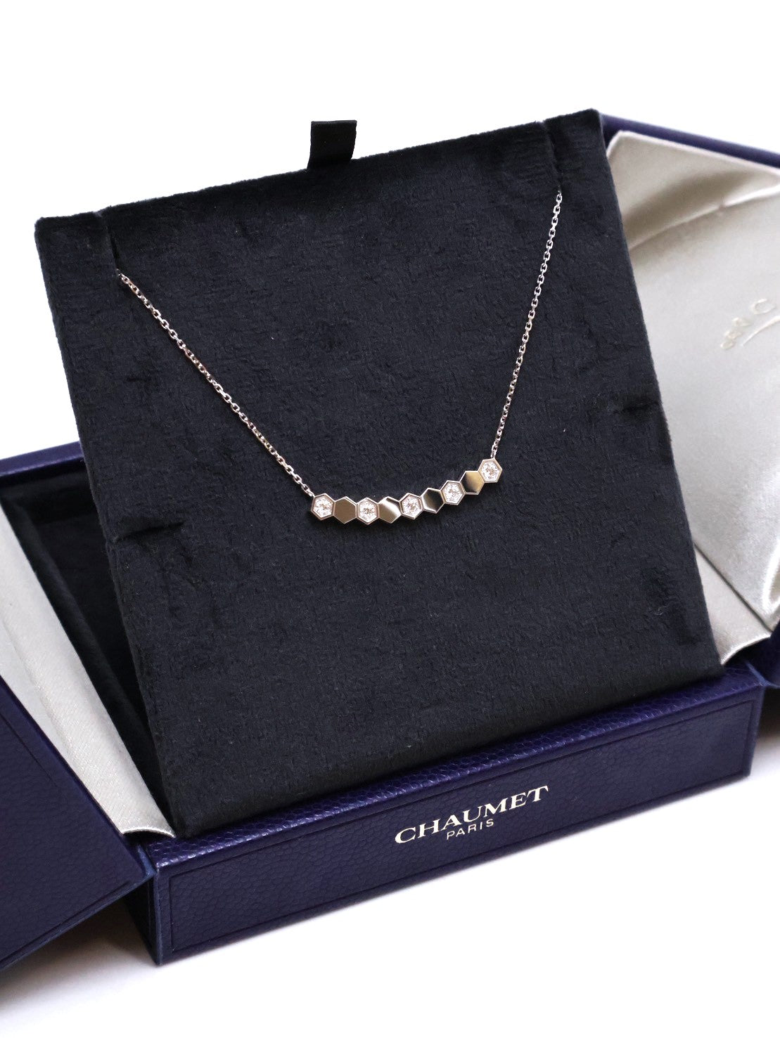 CHAUMET Bee de Chaumet 18K白金鑽石項鍊