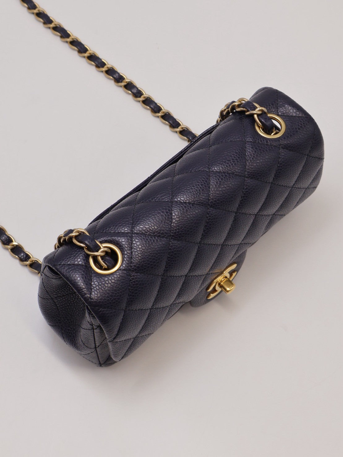 CHANEL 經典口蓋包Mini CF20 - 粒面牛皮深藍金21開