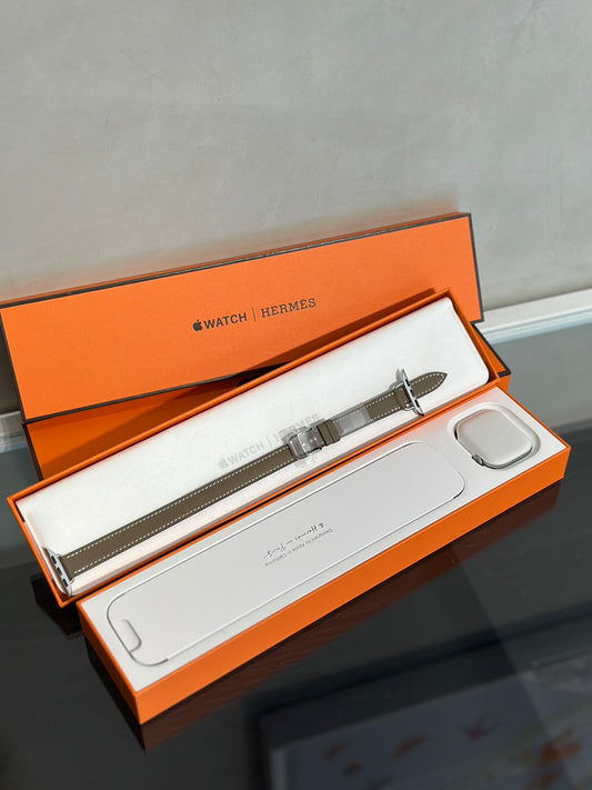 HERMES Apple Watch 11 - 42 鈦金屬+大象灰雙圈錶帶