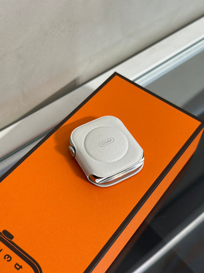 HERMES Apple Watch 11 - 42 鈦金屬+大象灰雙圈錶帶
