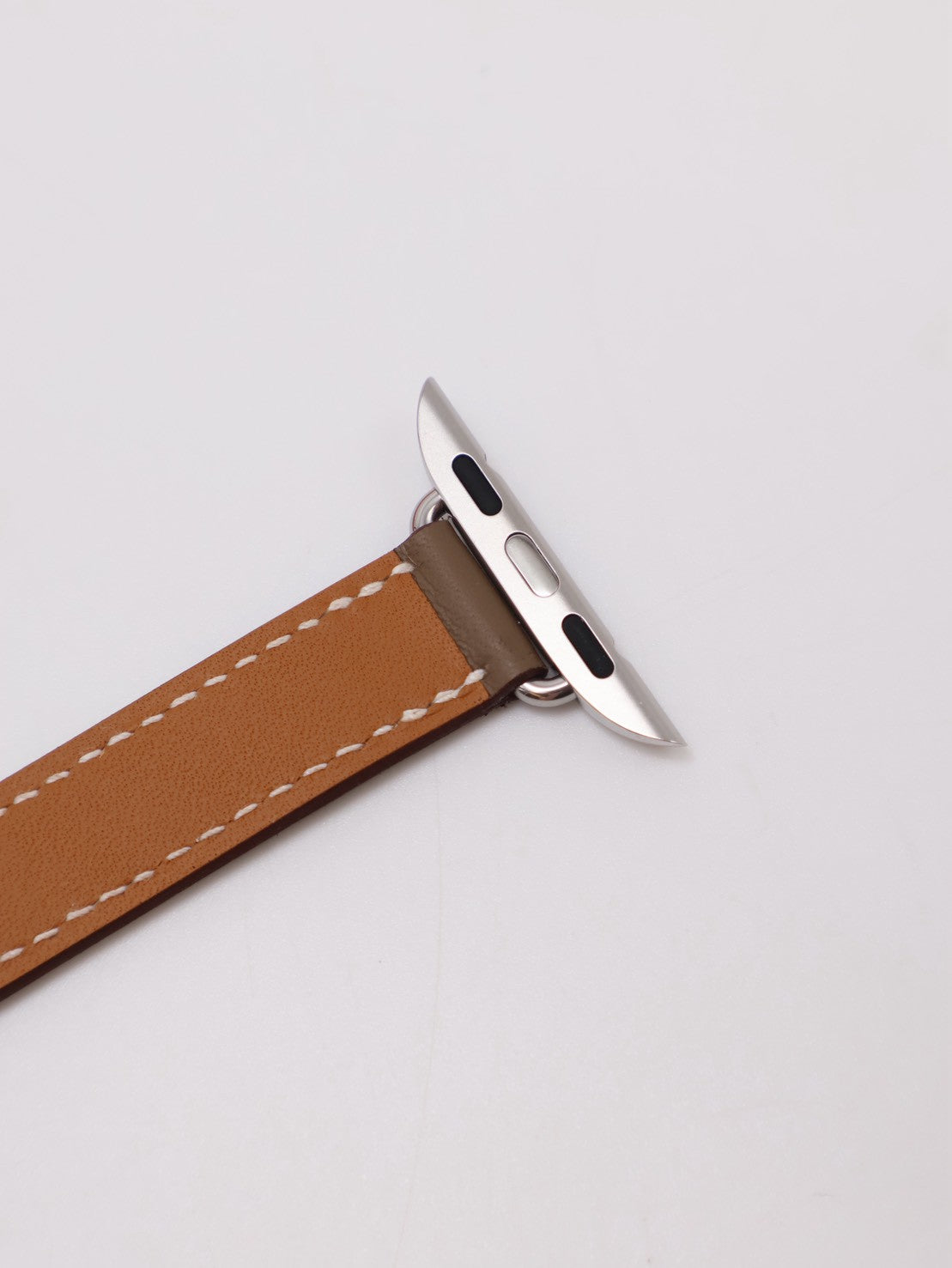 HERMES Apple Watch 11 - 42 鈦金屬+大象灰雙圈錶帶