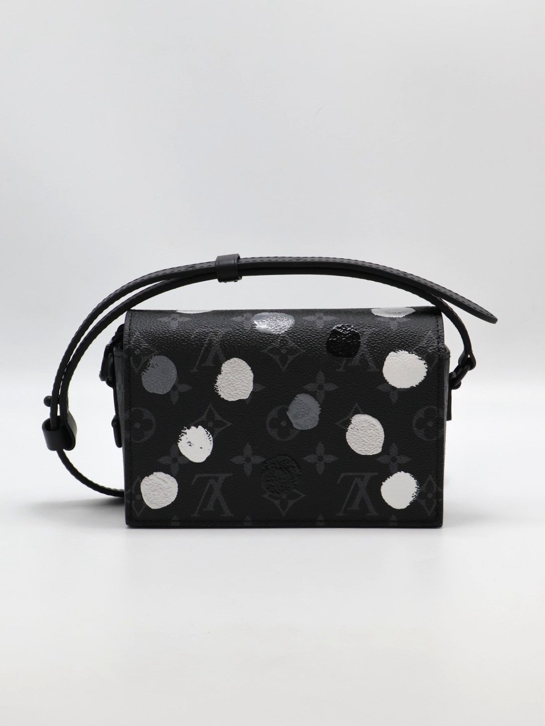 LOUIS VUITTON X 草間彌生聯名款Steamer斜背包