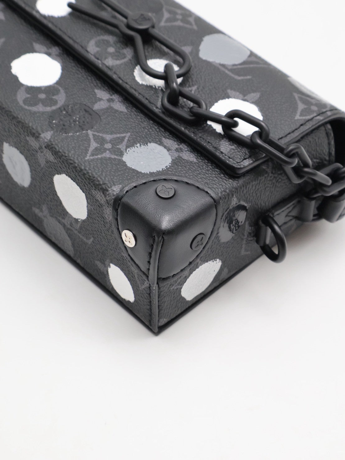 LOUIS VUITTON X 草間彌生聯名款Steamer斜背包