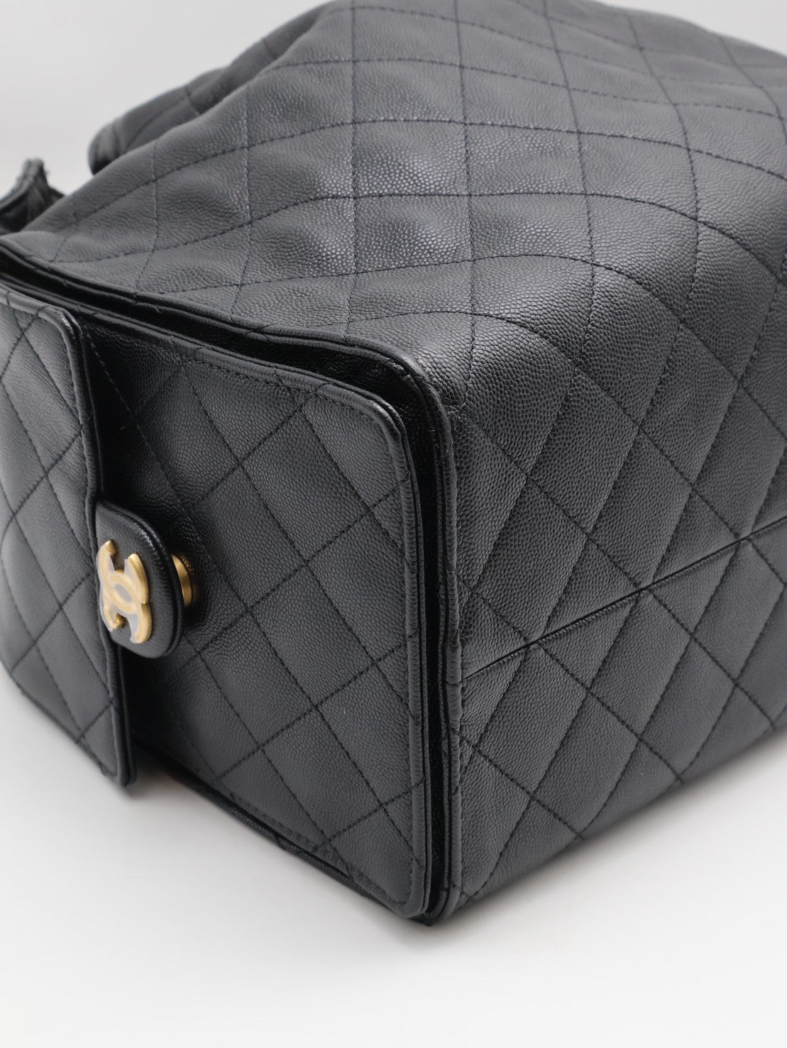CHANEL 25 Hobo Bag - 中號黑金