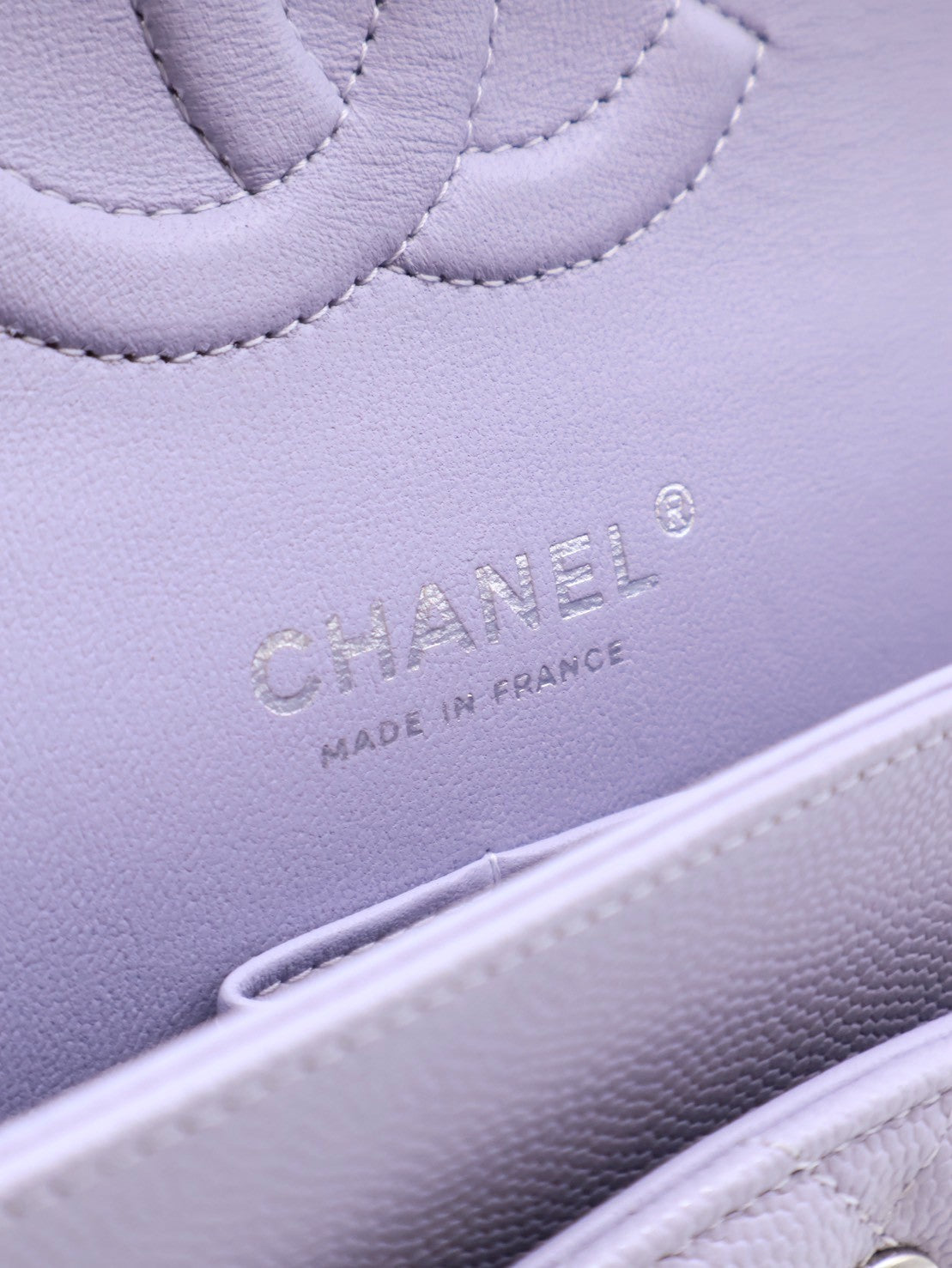 CHANEL 經典口蓋包CF25 - 粒面牛皮淺紫銀