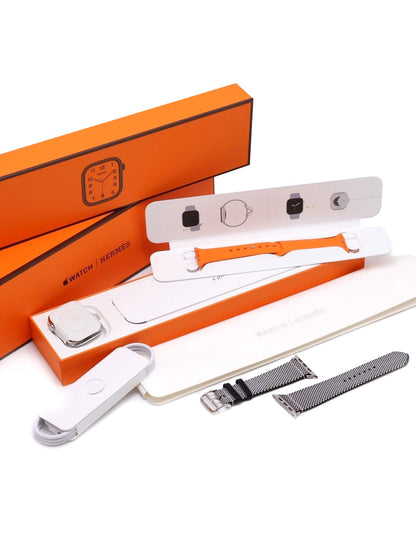 HERMES Apple Watch 11 - 46 鈦金屬+黑白編織錶帶