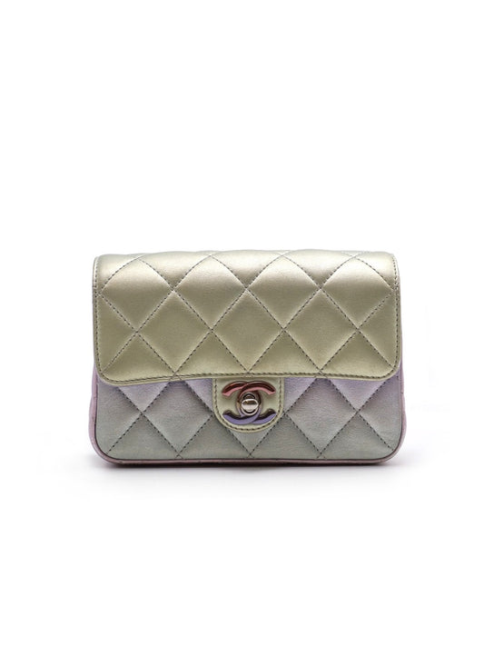 CHANEL 21K人魚幻彩手拿晚宴包