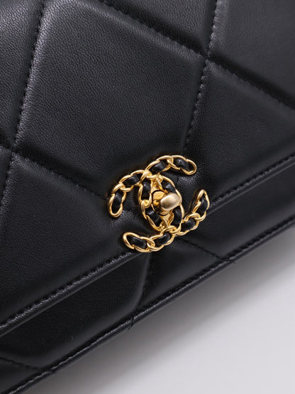 CHANEL 19 經典菱格紋雙色鍊WOC - 黑金