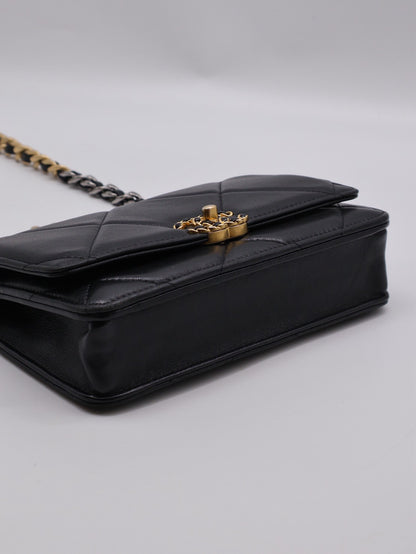 CHANEL 19 經典菱格紋雙色鍊WOC - 黑金