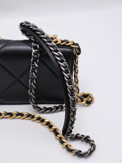 CHANEL 19 經典菱格紋雙色鍊WOC - 黑金