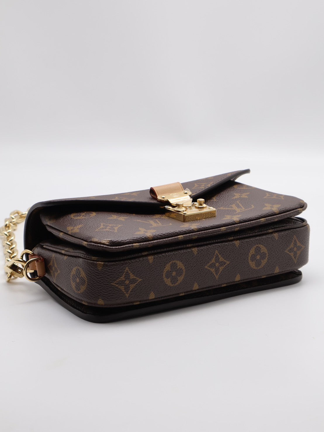LOUIS VUITTON Pochette metis east west郵差包