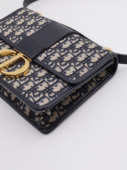 DIOR 30 Montaigne斜背包