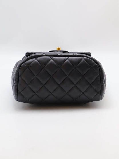 CHANEL 薩爾茨堡雙肩包 - 小號黑金26開