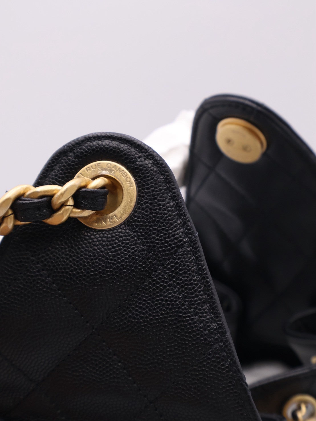 CHANEL 25 Hobo Bag - 小號黑金