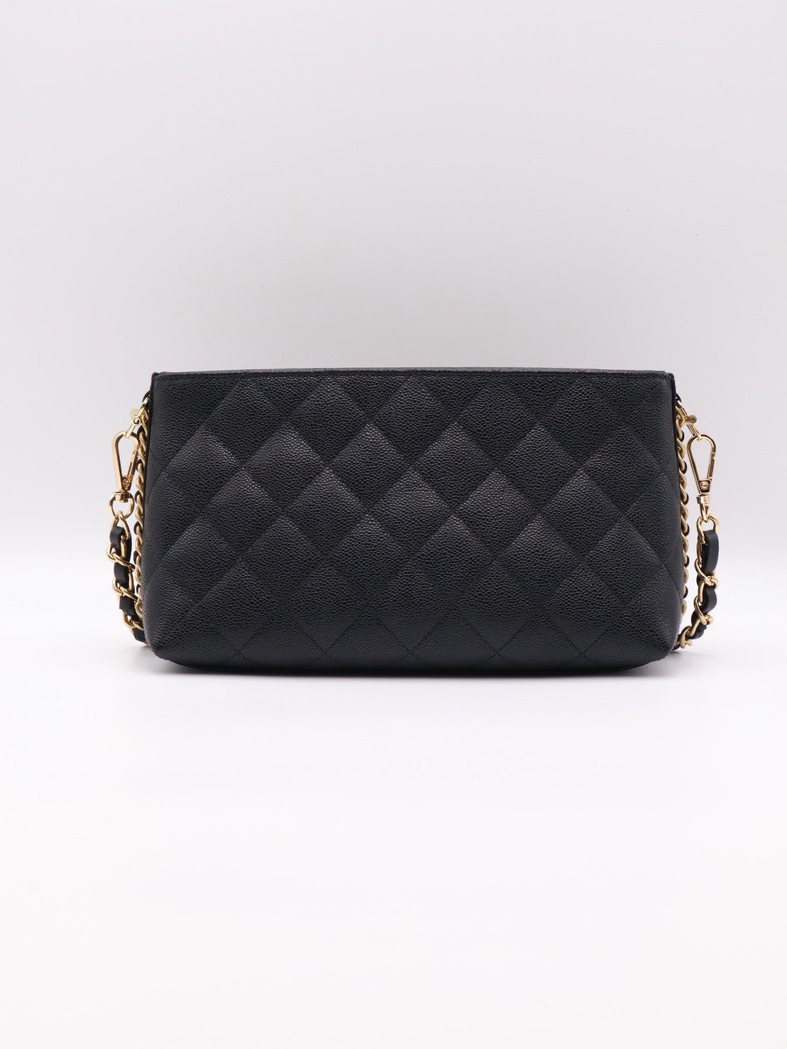 CHANEL 25A粒面牛皮化妝包 - 黑金